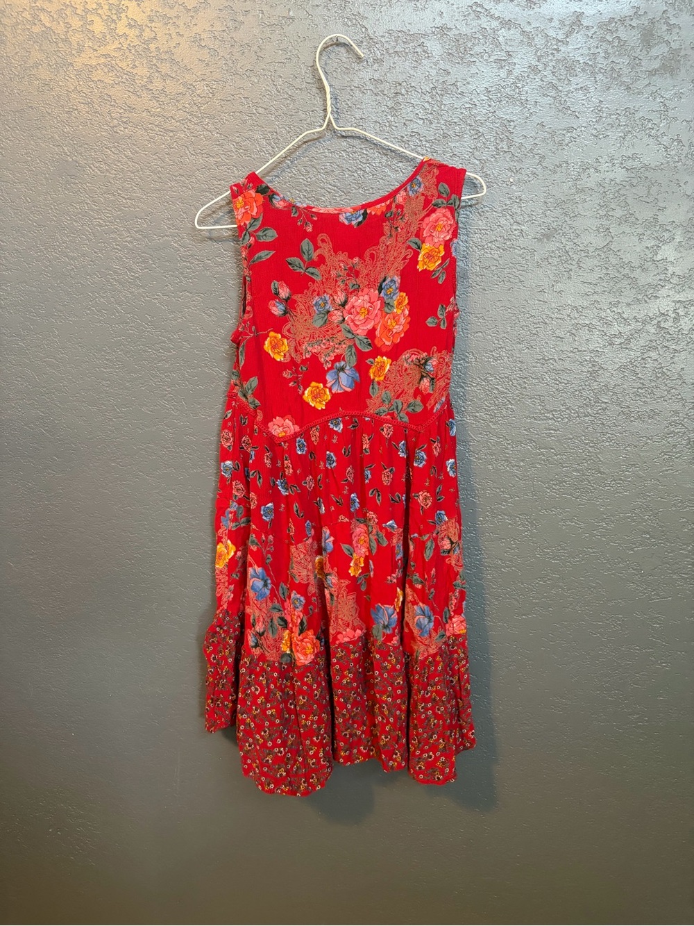 Bila Red Floral Sleeveless Tiered Casual Dress